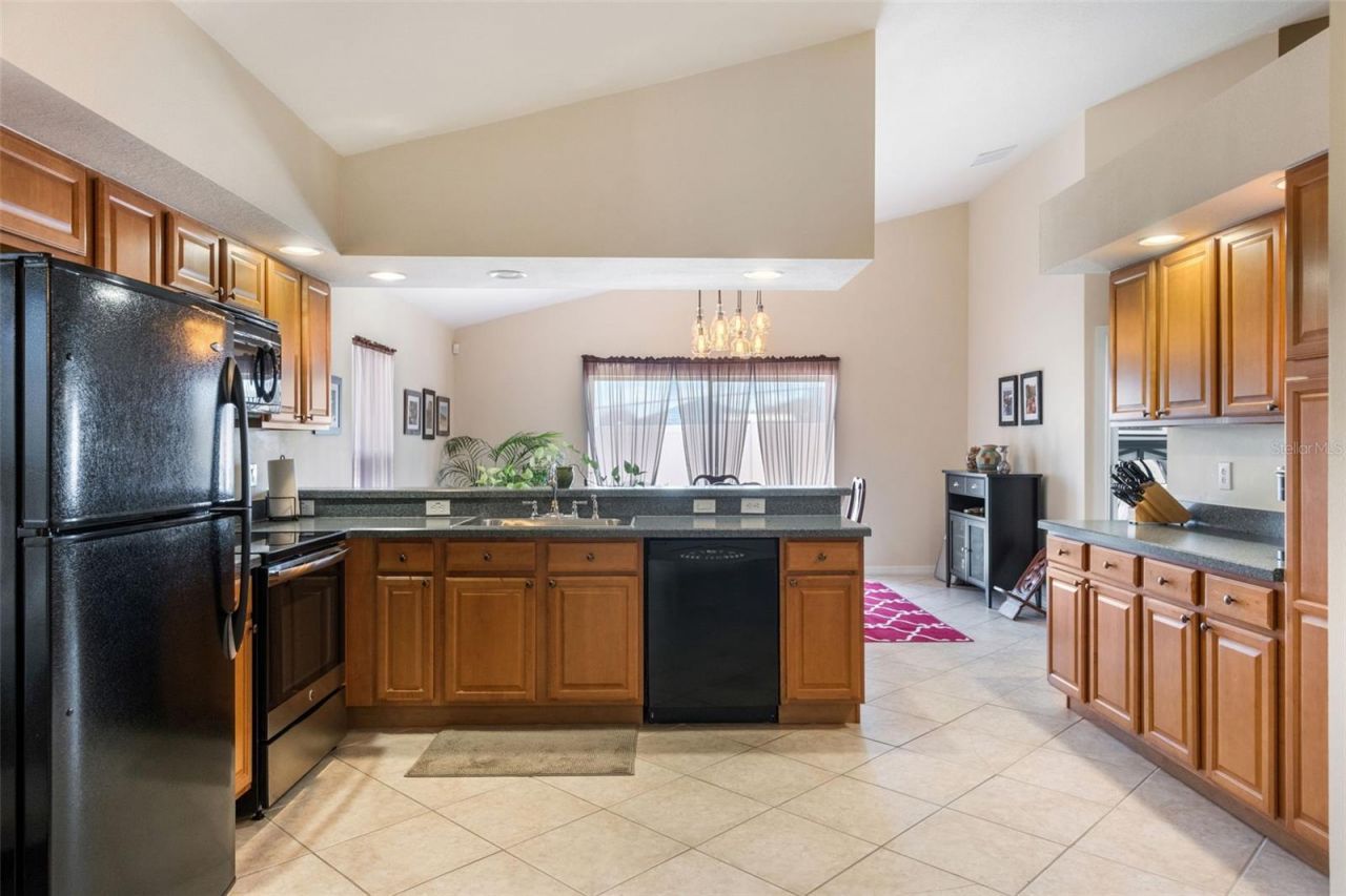 457 Knightsbridge Circle , Davenport, FL 33896 Photo