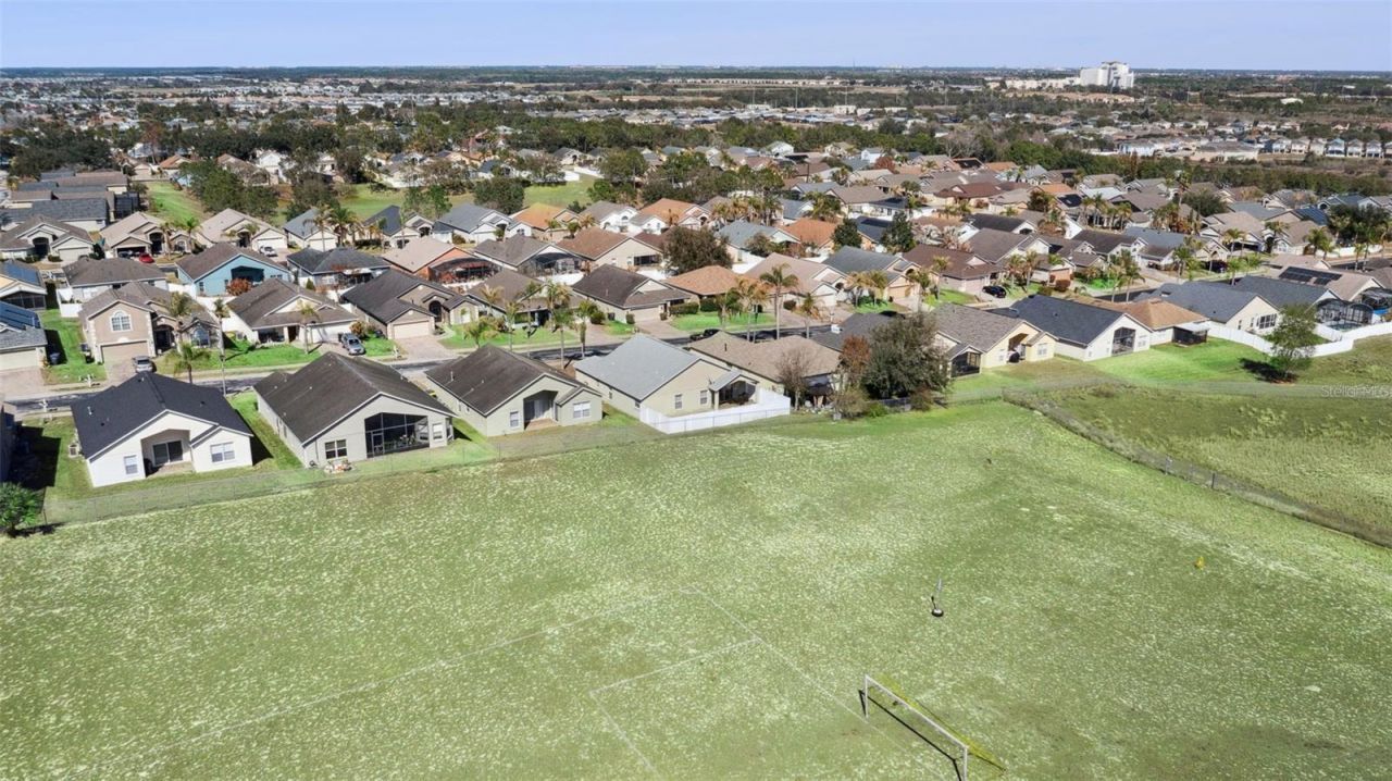 457 Knightsbridge Circle , Davenport, FL 33896 Photo