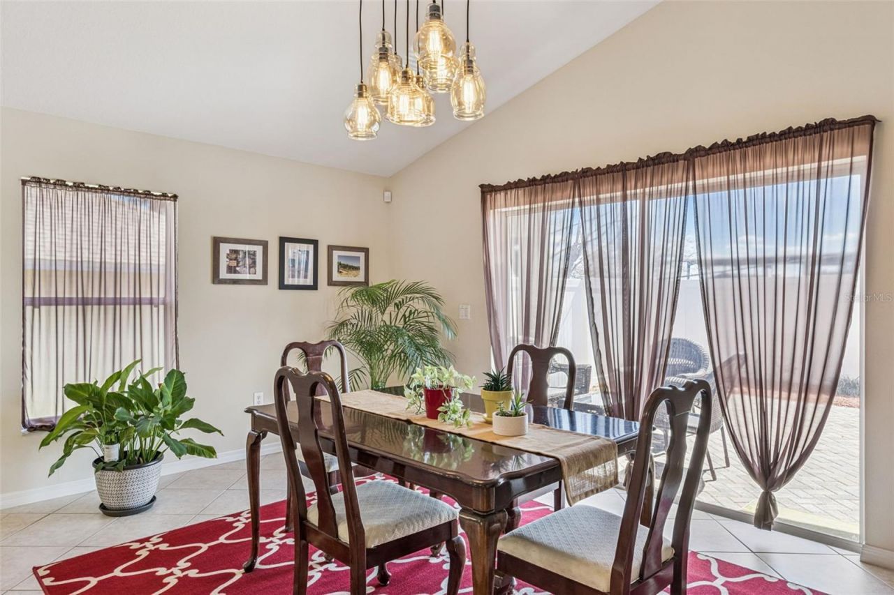 457 Knightsbridge Circle , Davenport, FL 33896 Photo