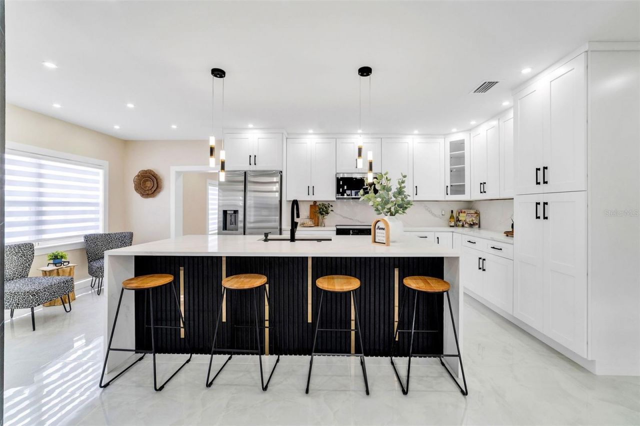 4518 W Idlewild Avenue, Tampa, FL 33614 Photo