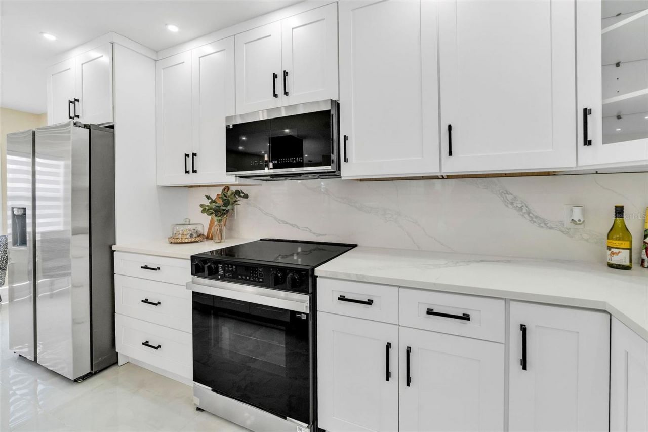 4518 W Idlewild Avenue, Tampa, FL 33614 Photo