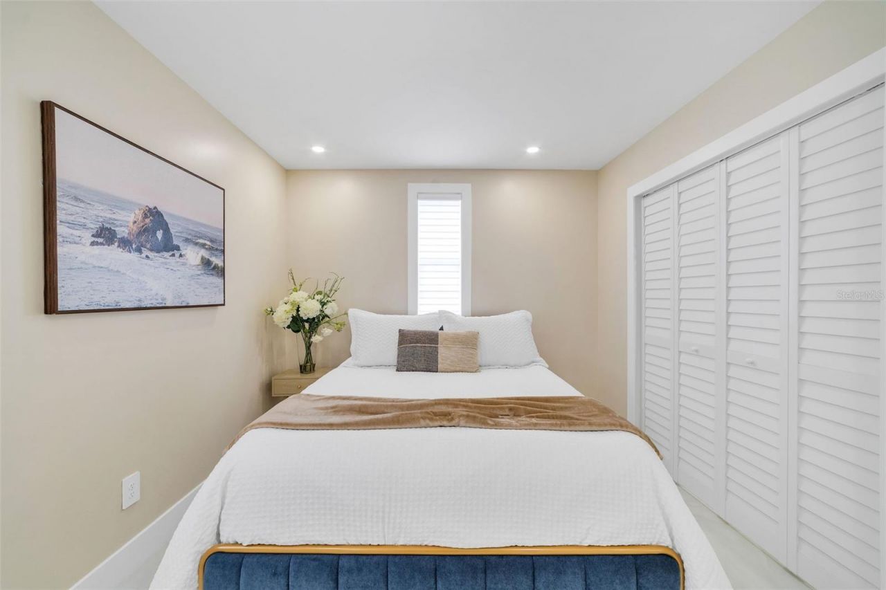 4518 W Idlewild Avenue, Tampa, FL 33614 Photo