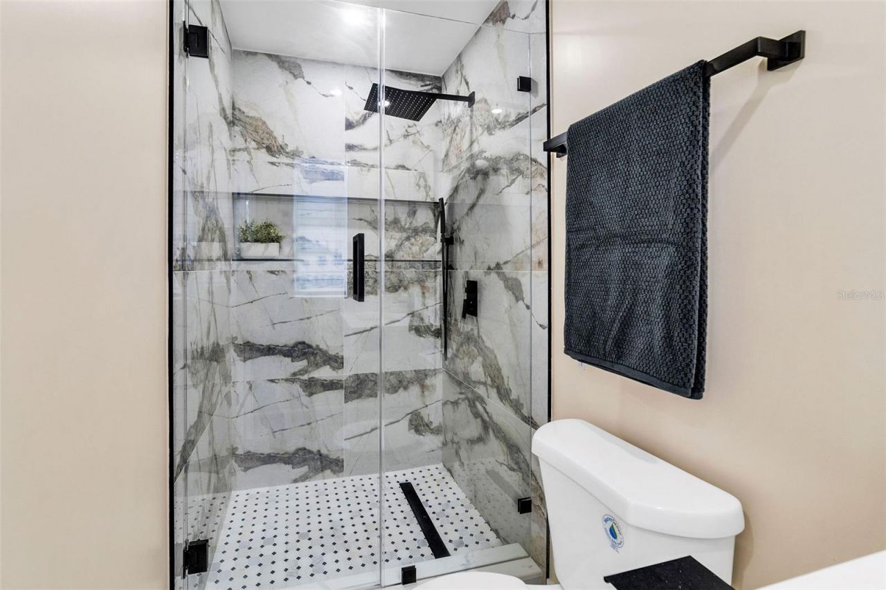 4518 W Idlewild Avenue, Tampa, FL 33614 Photo