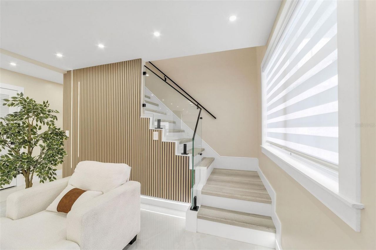 4518 W Idlewild Avenue, Tampa, FL 33614 Photo