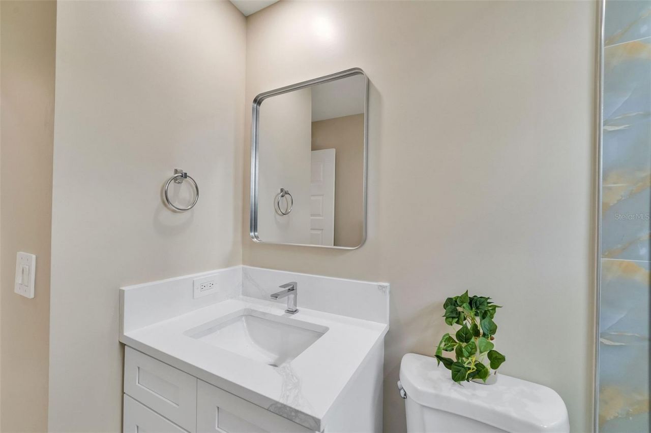 4518 W Idlewild Avenue, Tampa, FL 33614 Photo