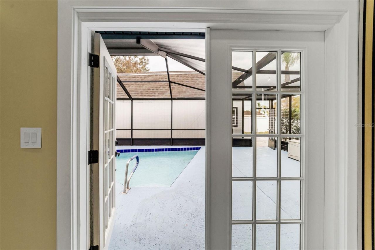 4518 W Idlewild Avenue, Tampa, FL 33614 Photo