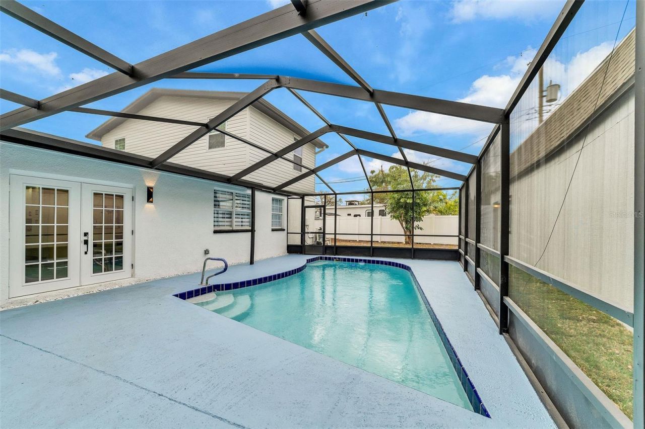 4518 W Idlewild Avenue, Tampa, FL 33614 Photo