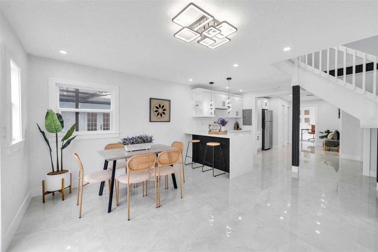 4518 W Idlewild Avenue, Tampa, FL 33614 Photo