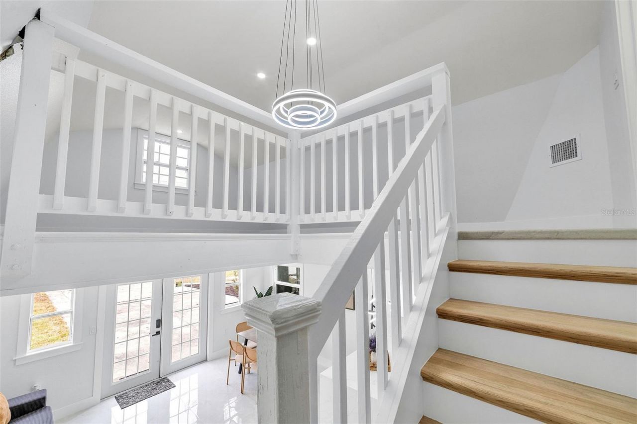 4518 W Idlewild Avenue, Tampa, FL 33614 Photo