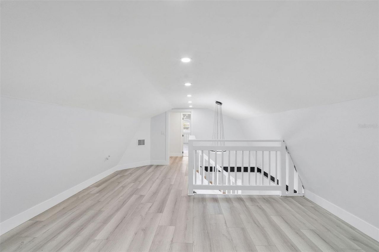 4518 W Idlewild Avenue, Tampa, FL 33614 Photo