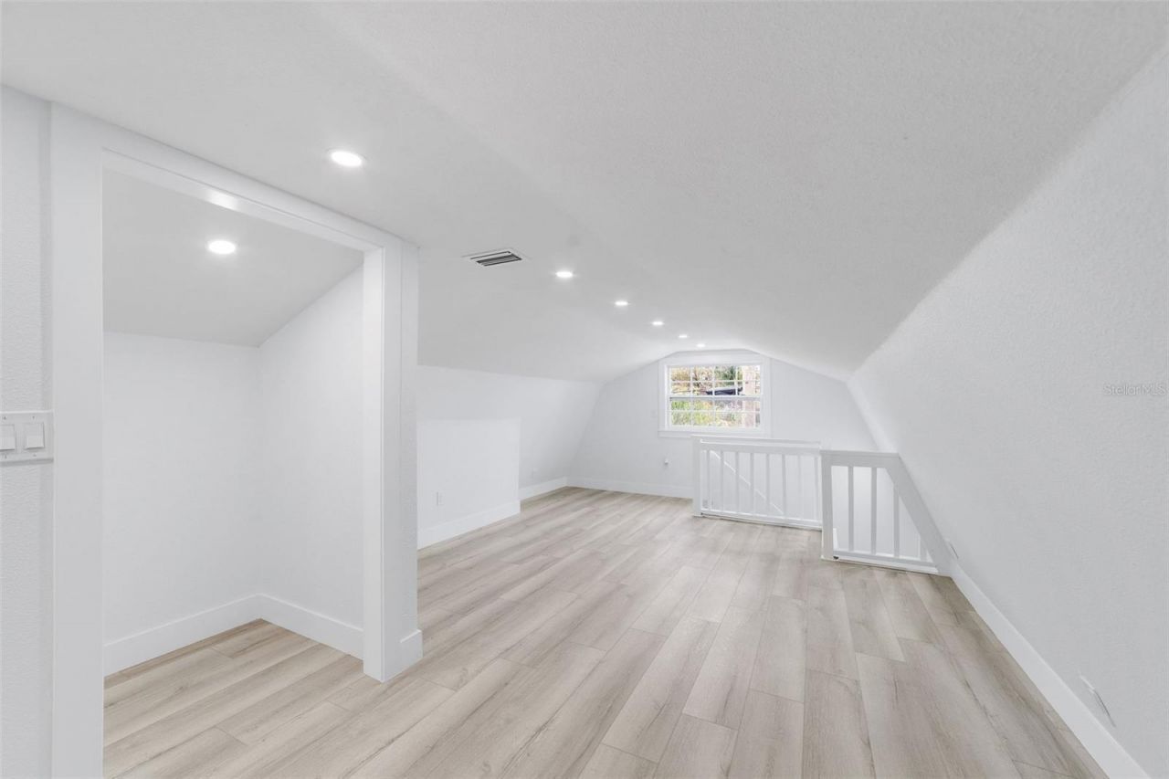 4518 W Idlewild Avenue, Tampa, FL 33614 Photo