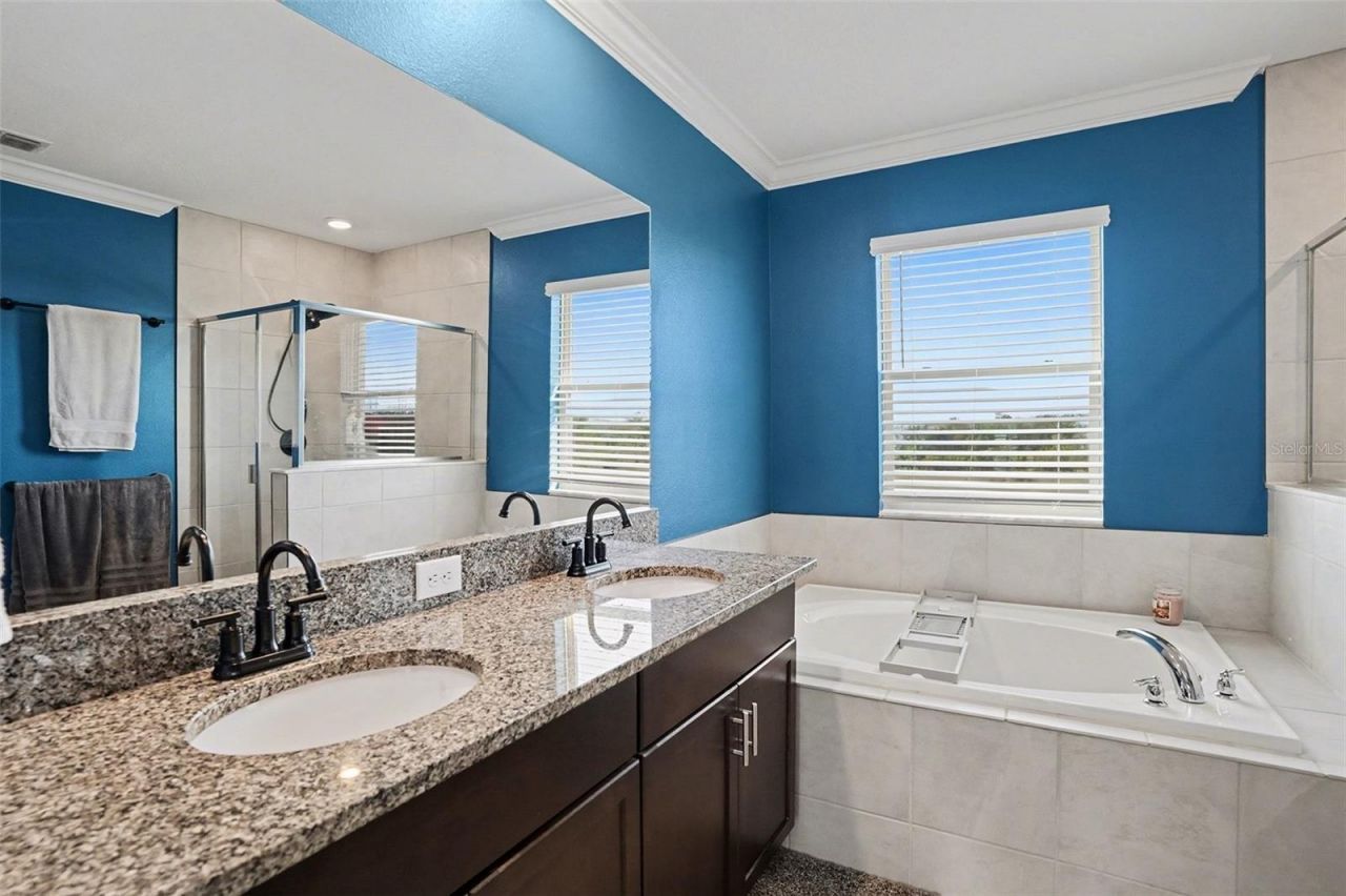 9422 Channing Hill Drive, Ruskin, FL 33573 Photo