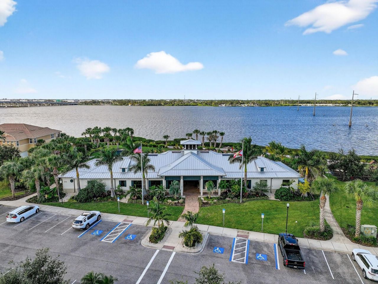 5611 Tidewater Preserve Boulevard, Bradenton, FL 34208 Photo