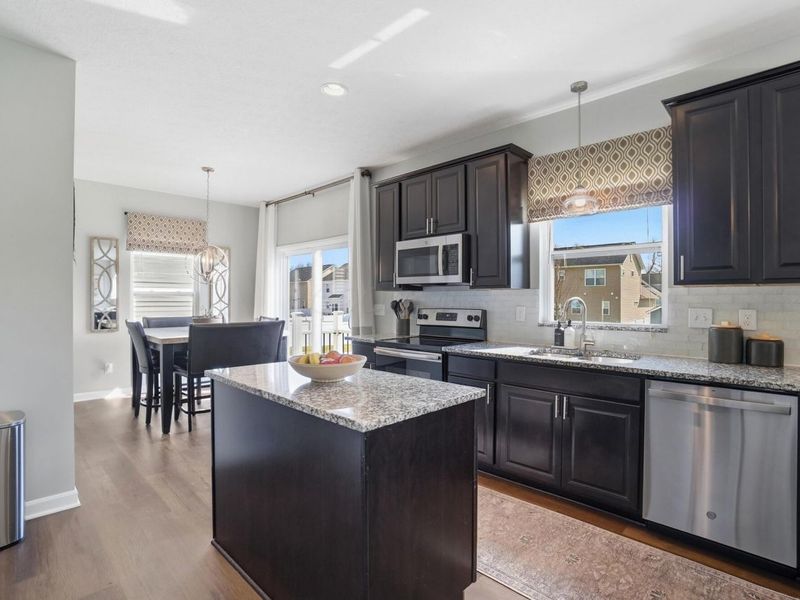 3169 Yellow Finch Way, Columbus, OH 43231 Photo 11