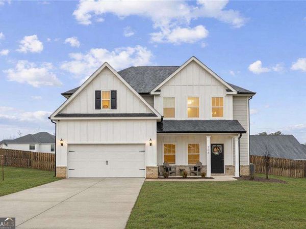 706 Lindsey Brooke Trace, Bonaire, GA 31005