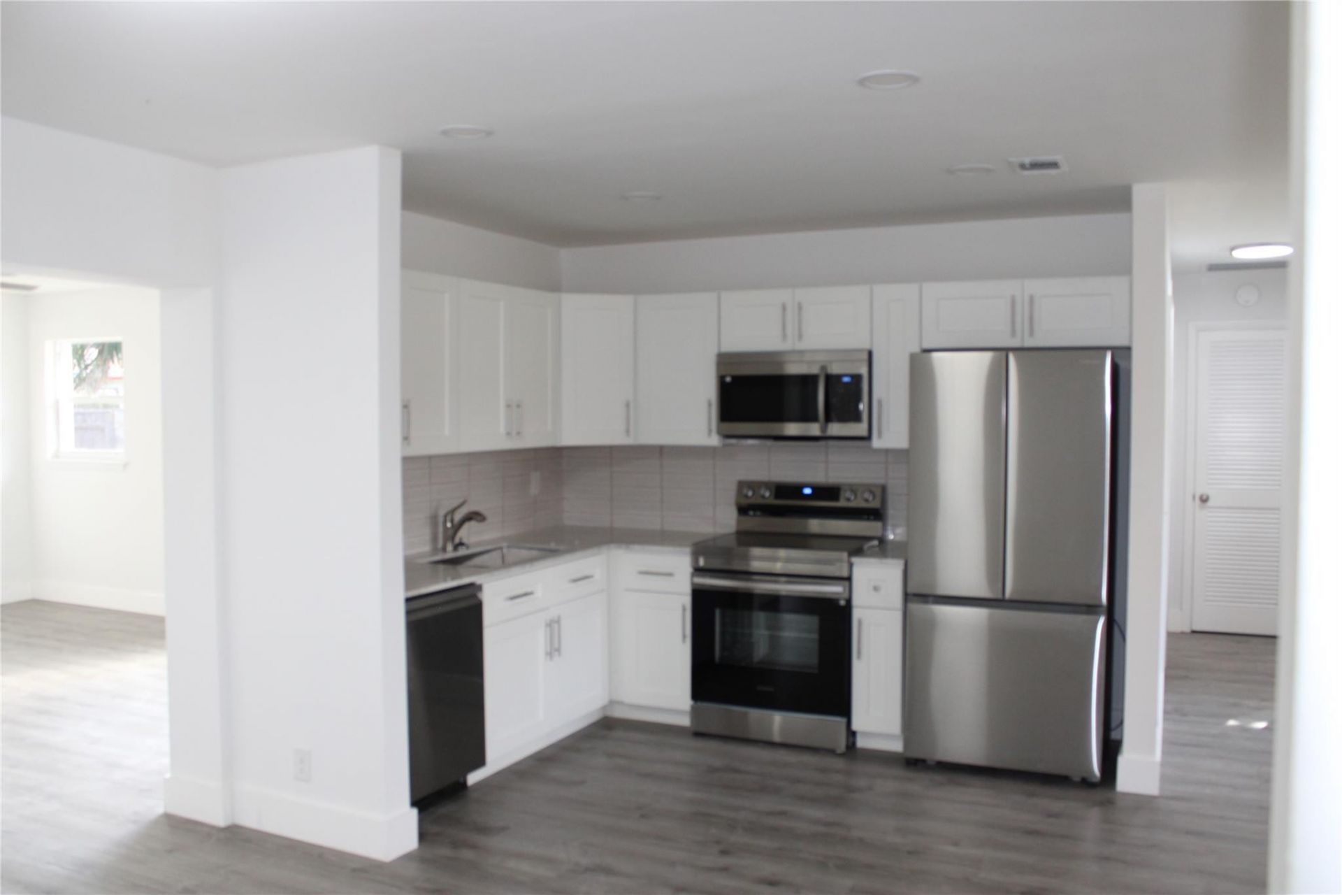 611 SW 1st Ave, Boynton Beach, FL 33426 Photo