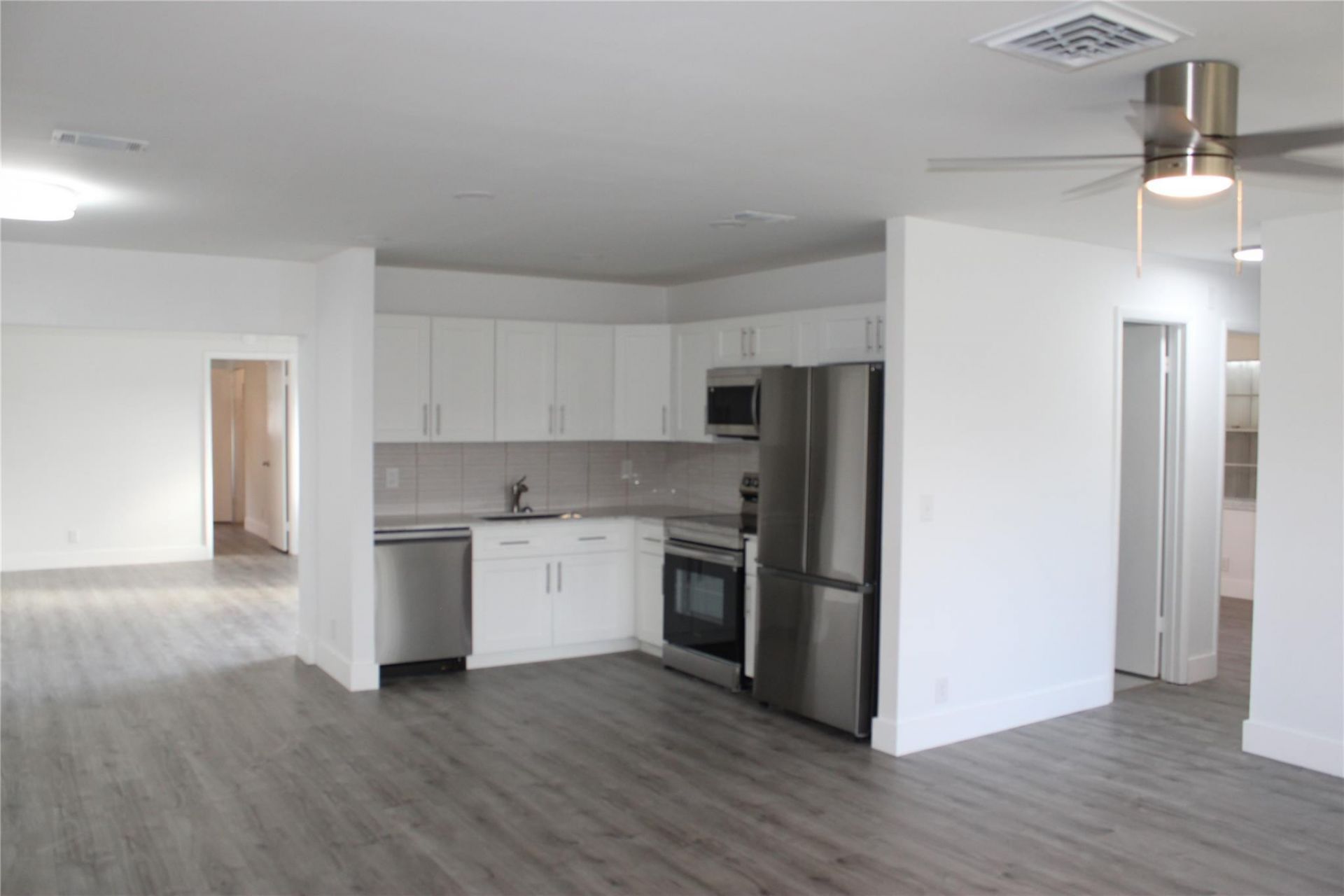 611 SW 1st Ave, Boynton Beach, FL 33426 Photo