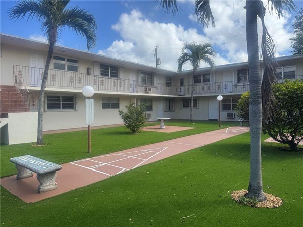 1710 Mckinley Street, Unit 2, Hollywood, FL 33020