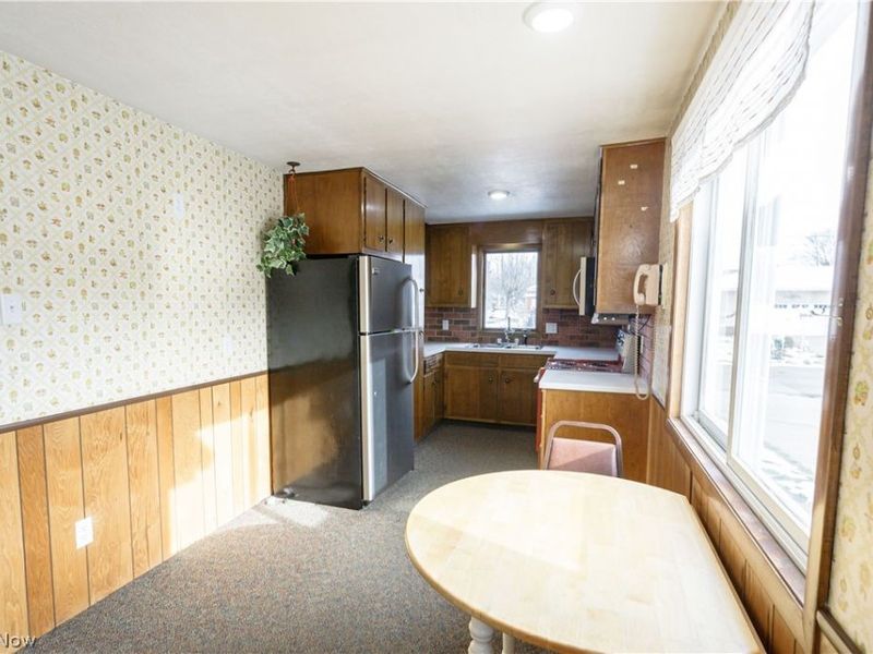 531 Avondale Street , Malvern, OH 44644 Photo 11