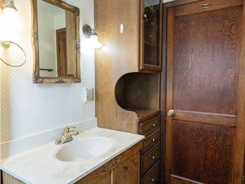 531 Avondale Street , Malvern, OH 44644 Photo 28