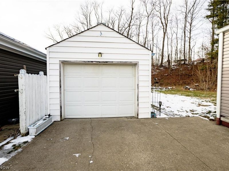 531 Avondale Street , Malvern, OH 44644 Photo 32