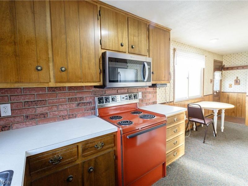 531 Avondale Street , Malvern, OH 44644 Photo 8