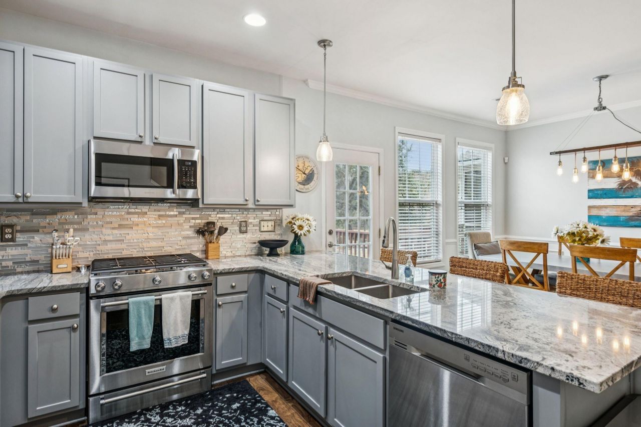 1466 Hamlin Park Circle Photo 11