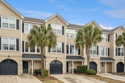 1466 Hamlin Park Circle photo 4