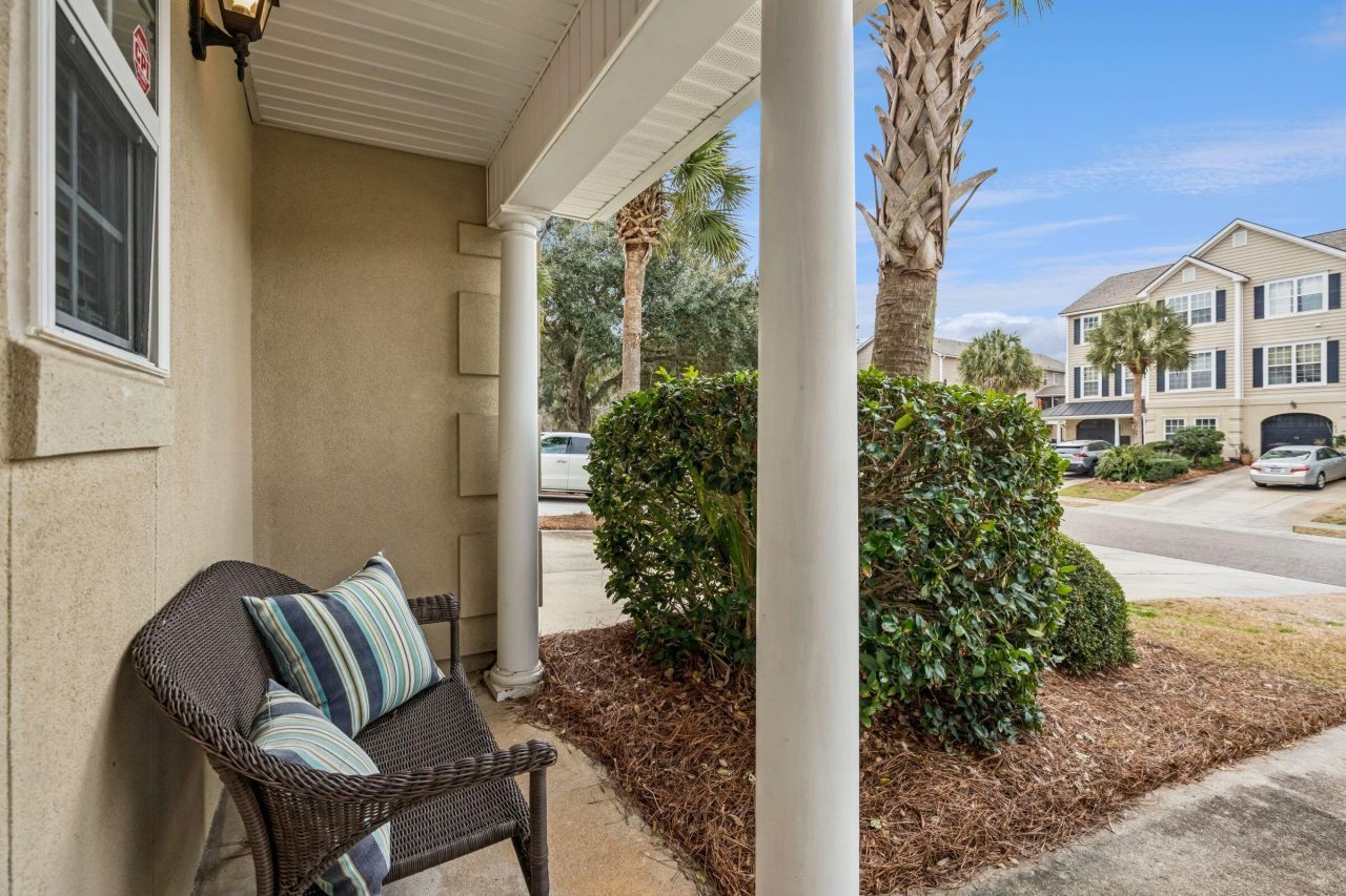 1466 Hamlin Park Circle Photo 4