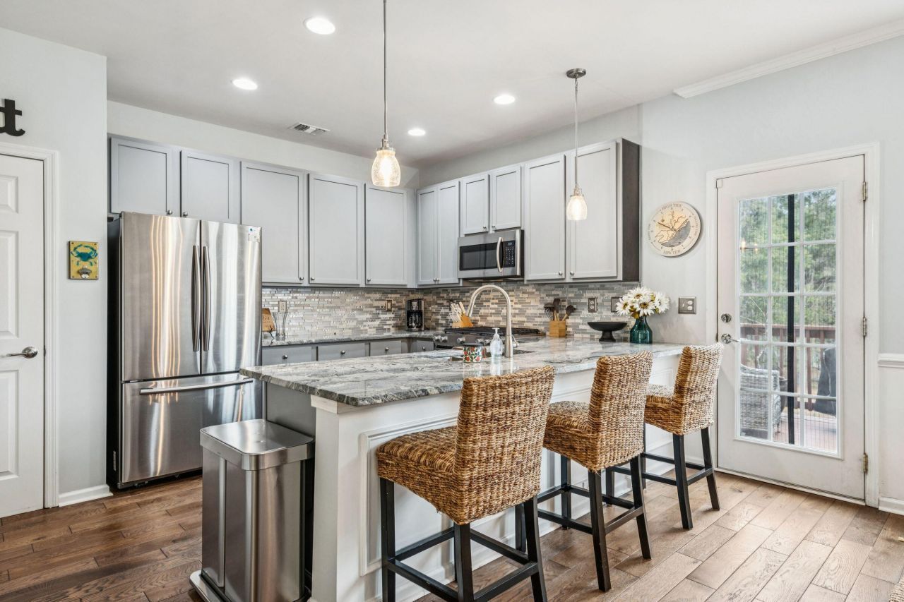 1466 Hamlin Park Circle Photo 9