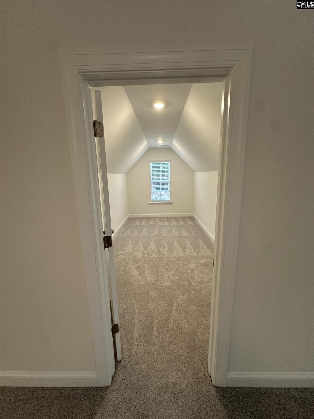 121 Playground Road  Photo 34