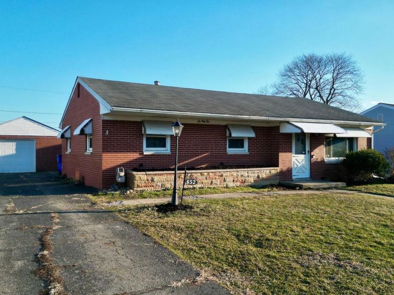 652 Adena Road , Chillicothe, OH 45601 Photo 1