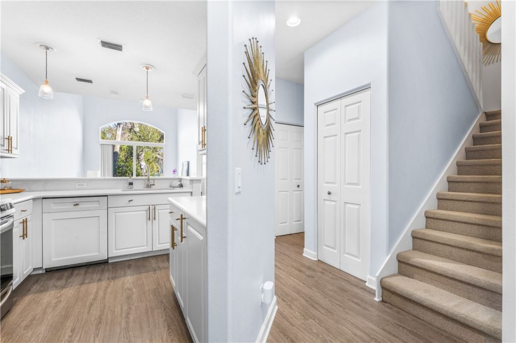 909 Bahia Mar Road, Vero Beach, FL 32963 Photo