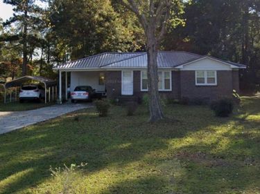 3427 Peanut Plant Road , Elizabethtown, NC 28337