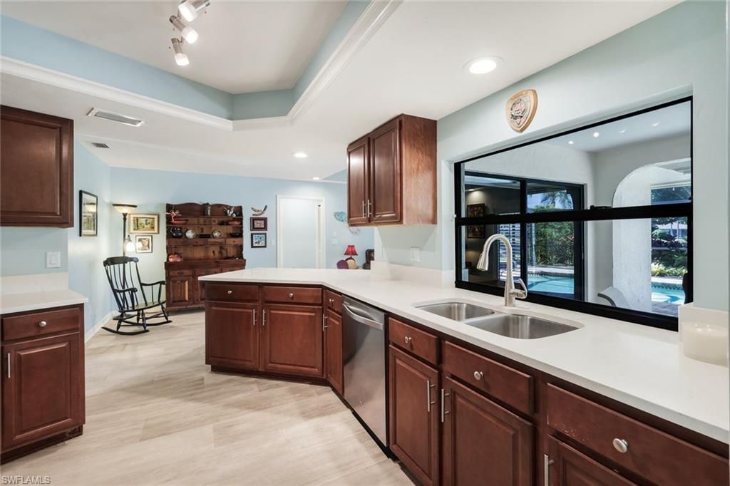 9632 Campbell Cir , Naples, FL 34109 Photo