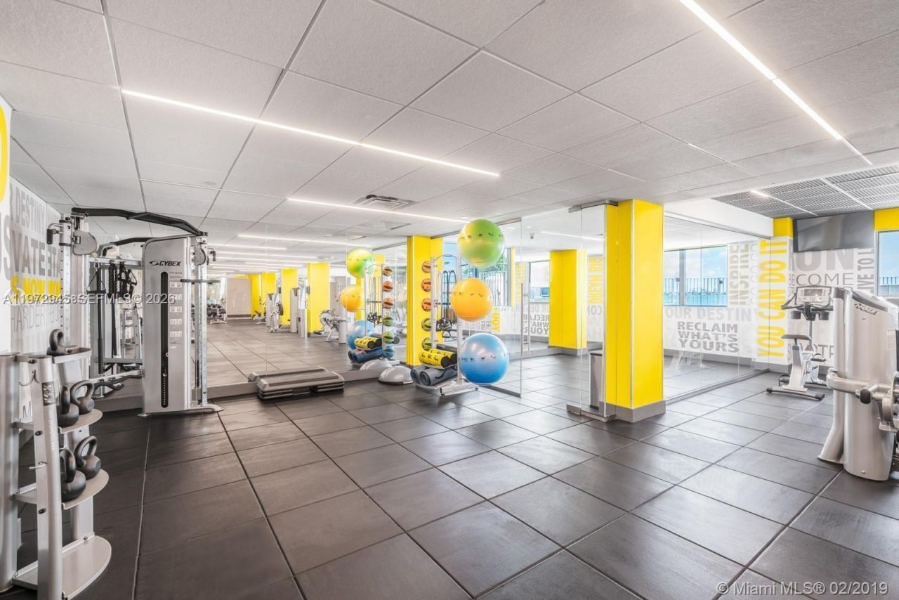 7501 E Treasure Dr , Unit 2M, North Bay Village, FL 33141 Photo