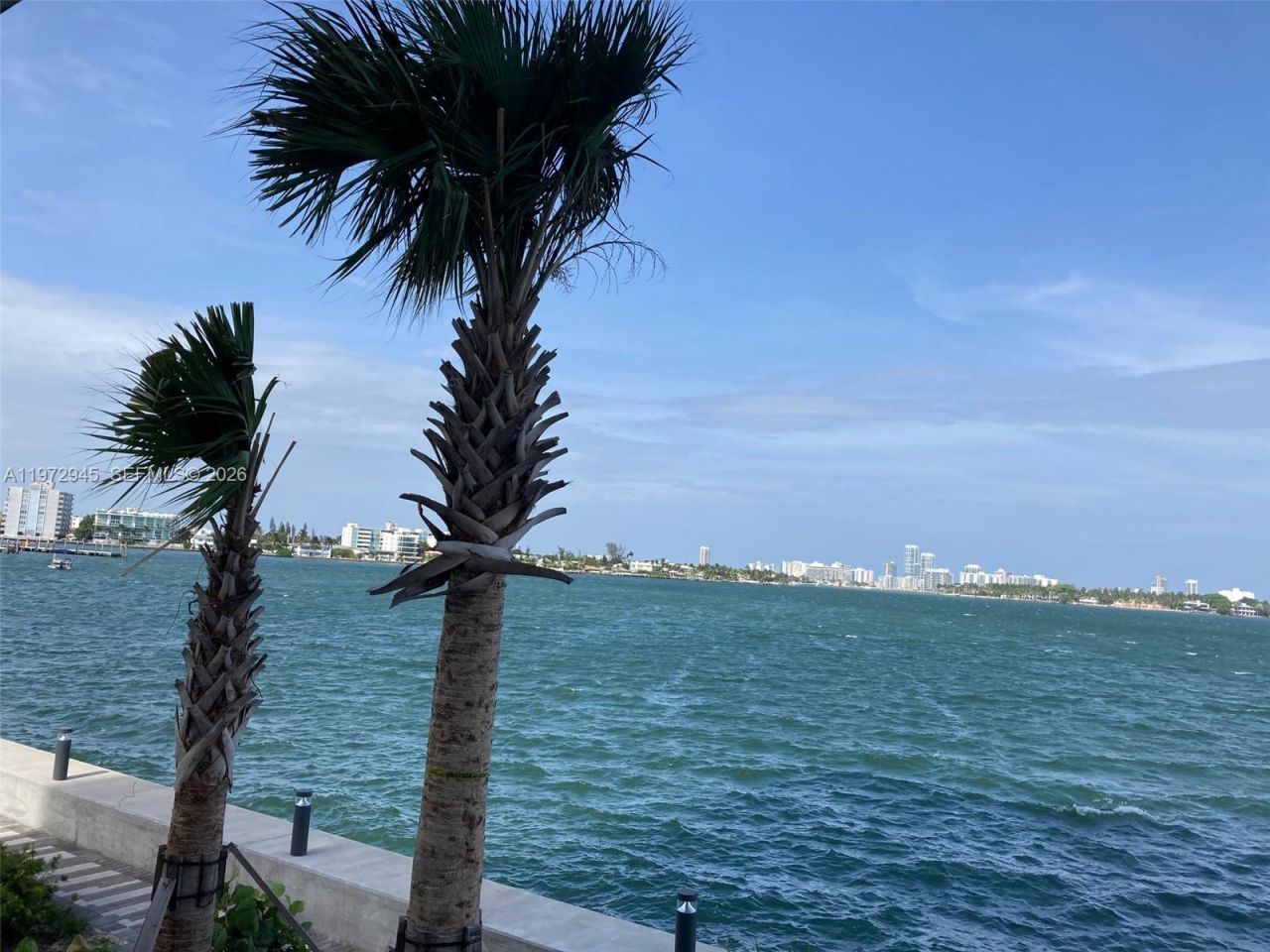 7501 E Treasure Dr , Unit 2M, North Bay Village, FL 33141 Photo