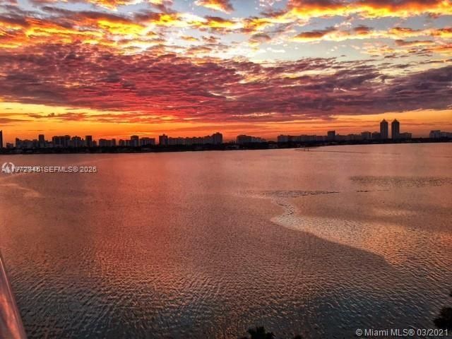 7501 E Treasure Dr , Unit 2M, North Bay Village, FL 33141 Photo