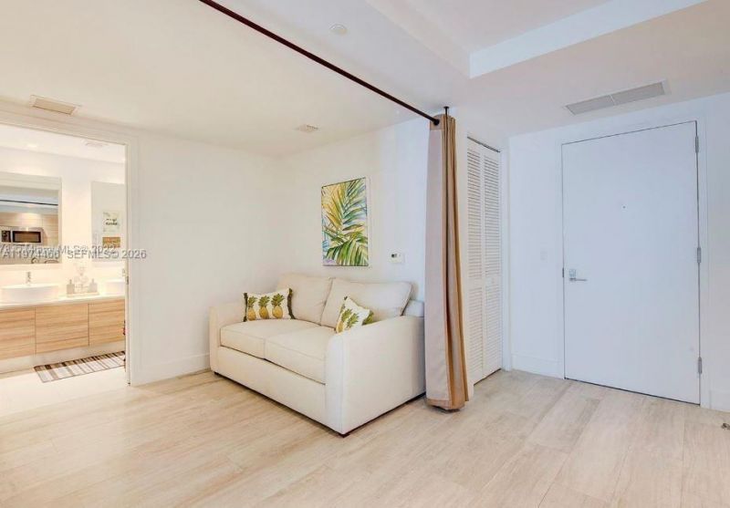 121 NE 34th St , Unit 1603, Miami, FL 33137 Photo