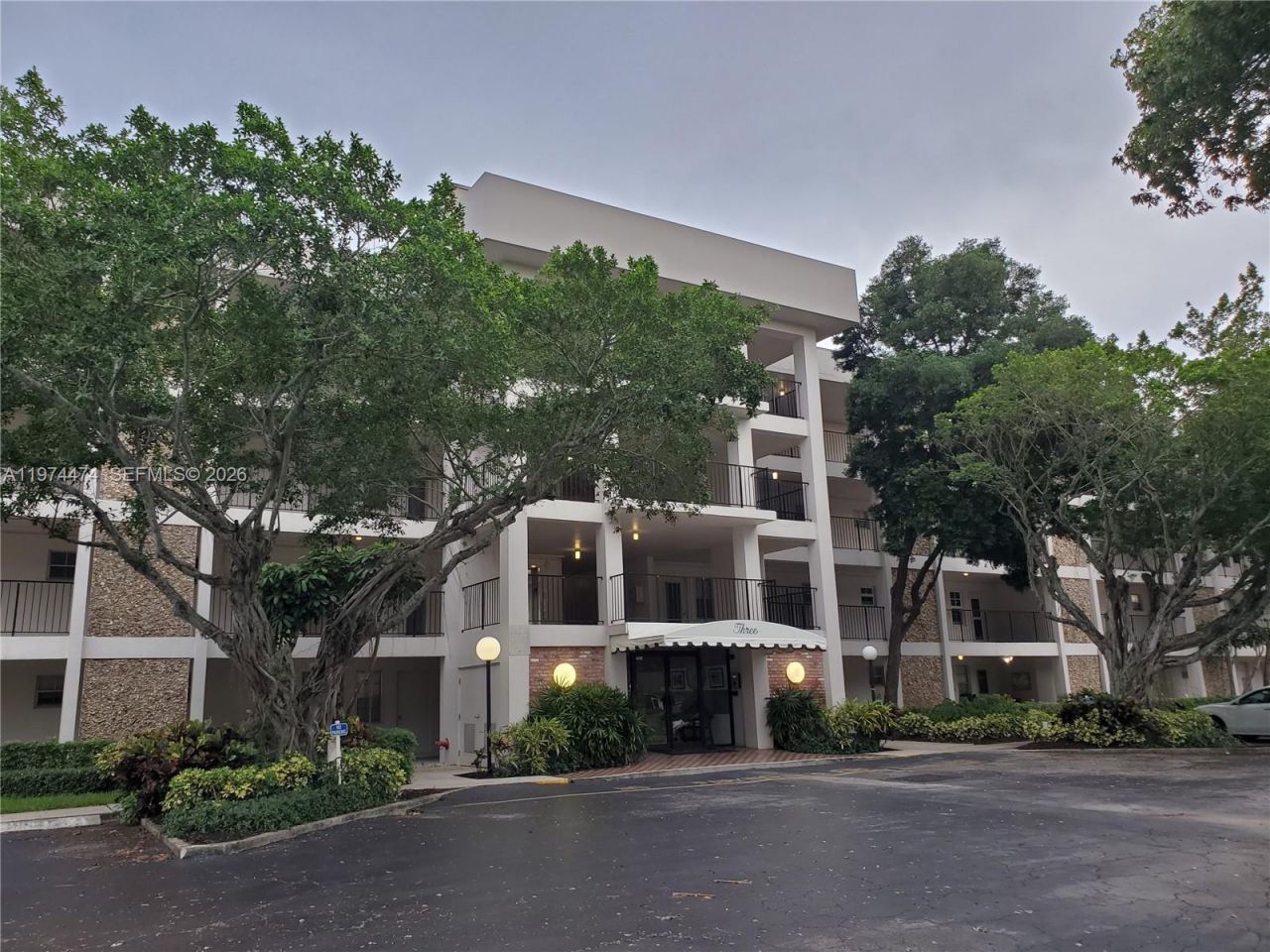 2900 N Palm Aire Dr , Unit 108, Pompano Beach, FL 33069 Photo