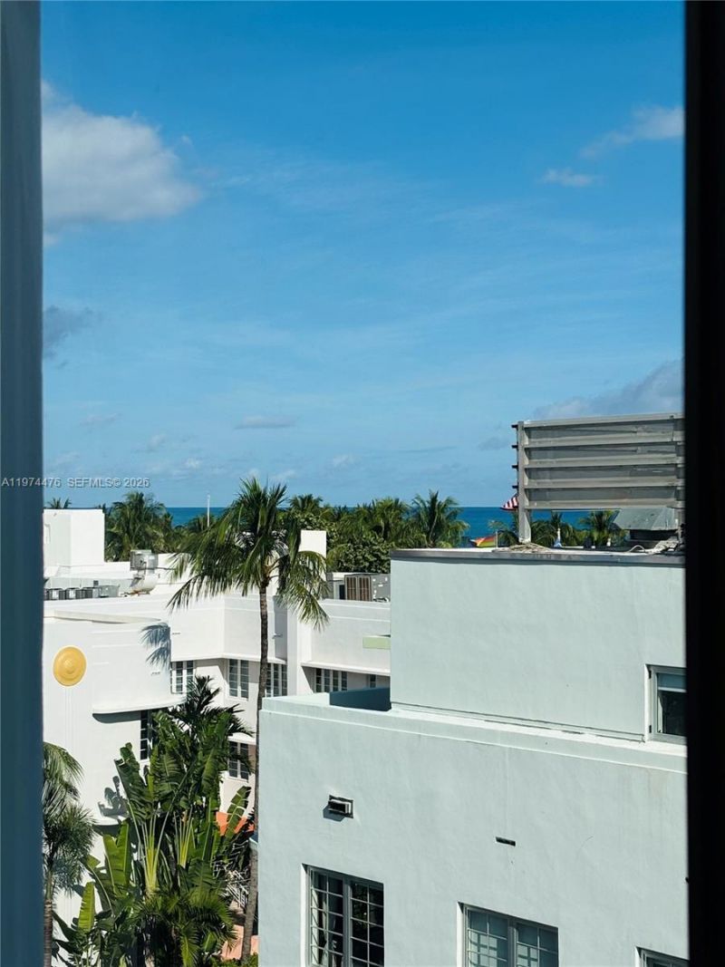 1255 Collins Ave , Unit 608, Miami Beach, FL 33139 Photo