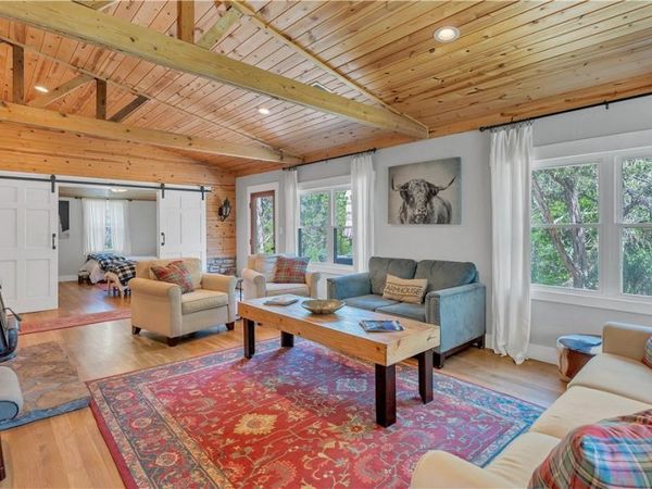 606 Deer Lake Cove, Wimberley, TX 78676