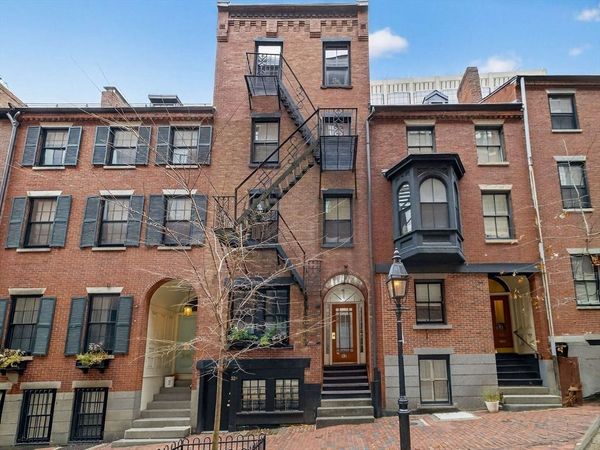 52 Temple Street, Boston, MA 02114