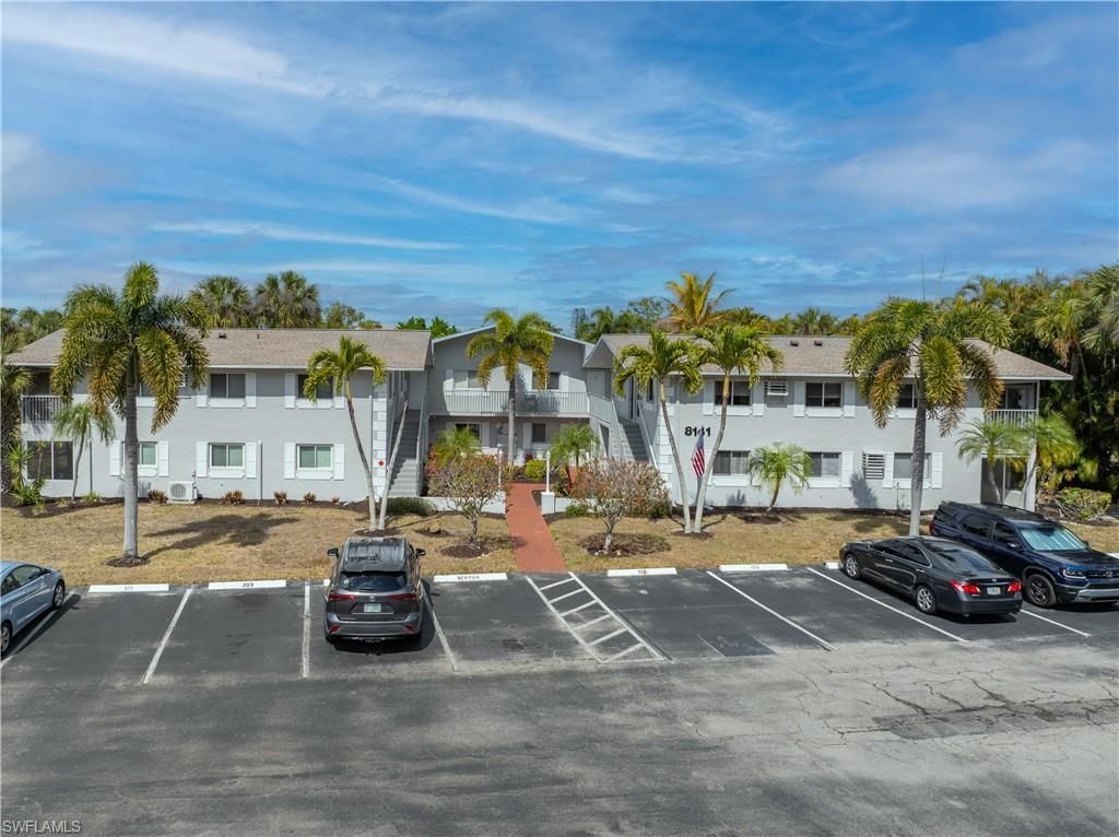 8141 Country Rd, Unit 202, Fort Myers, FL 33919 Photo