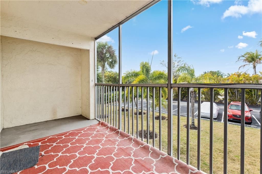 8141 Country Rd, Unit 202, Fort Myers, FL 33919 Photo