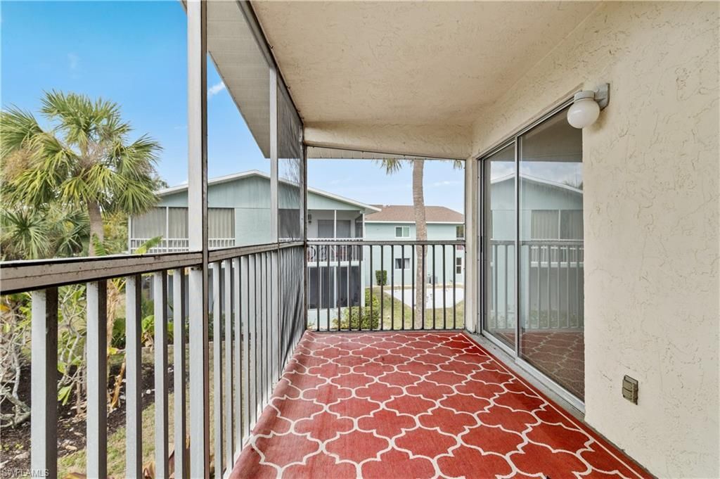 8141 Country Rd, Unit 202, Fort Myers, FL 33919 Photo
