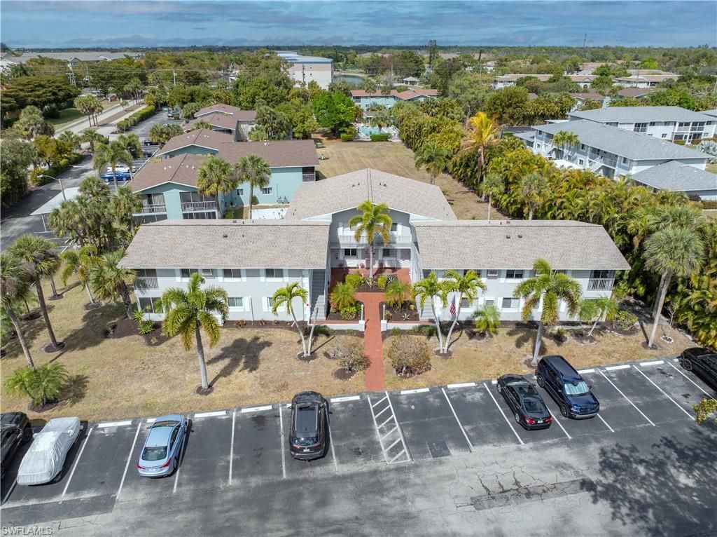 8141 Country Rd, Unit 202, Fort Myers, FL 33919 Photo