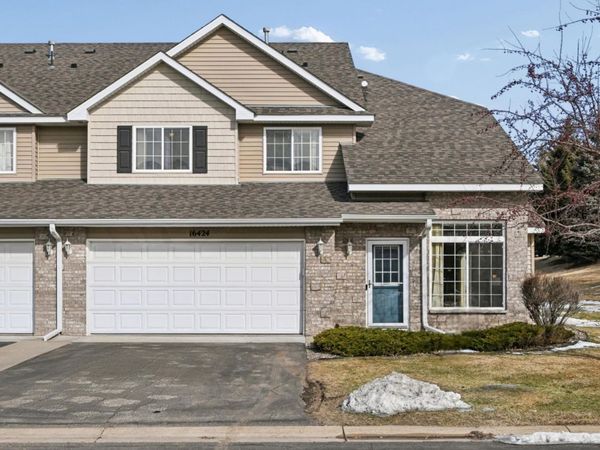 16424 Elm Creek Lane, Unit 4029, Lakeville, MN 55044