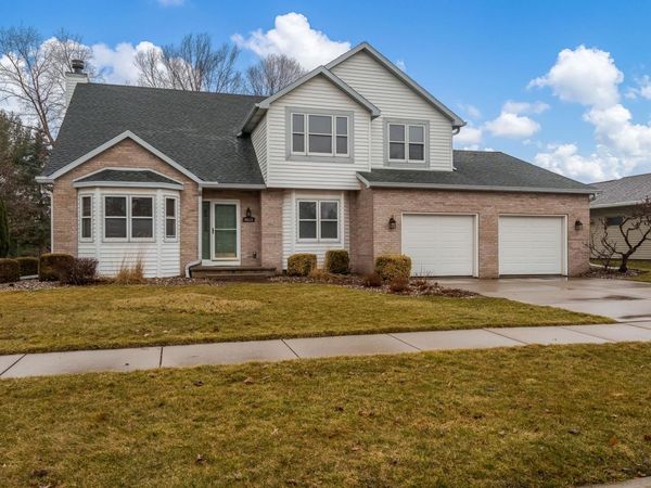 4013 Bordeaux Drive, Janesville, WI 53546