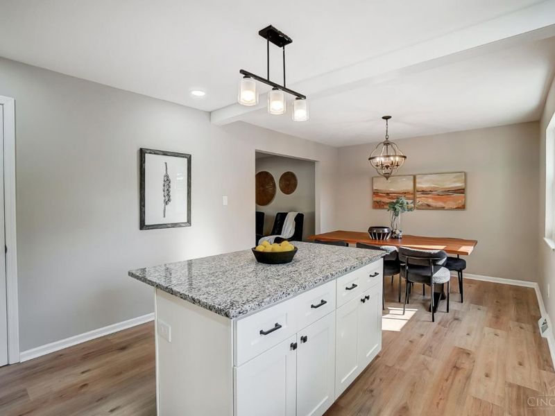 271 Albright Drive, Loveland, OH 45140 Photo 14